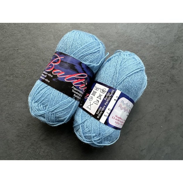 BALTICA- 100% Virgin wool, 50gr/ 250m, Nr 540