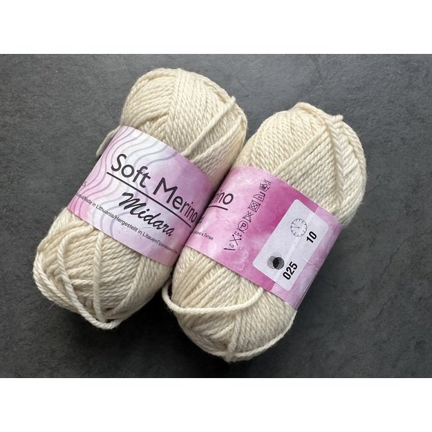 SOFT MERINO- 100% merino wool, 50gr/ 115m, Nr 025