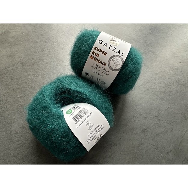 SUPER KID MOHAIR Gazzal- 22% polyamide, 31% superwash Merino fine, 47% super kid mohair, 25gr/ 237m, Nr 64418