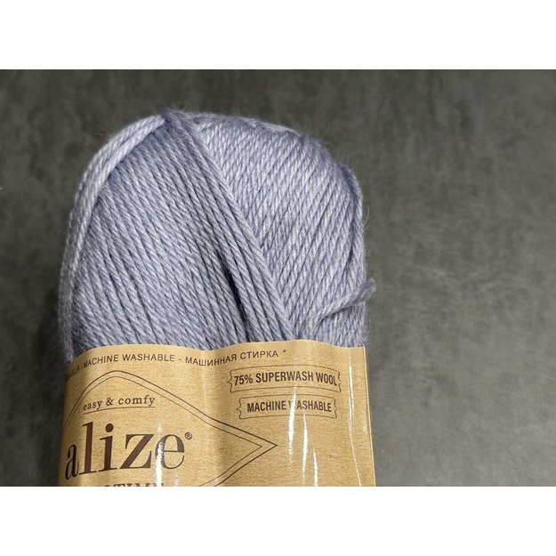 WOOLTIME Alize- 75% Superwash wool, 25% Polyamide, 100gr 200m, Nr 51