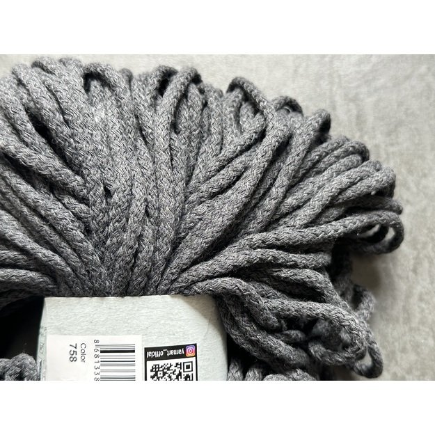 MACRAME BRAIDED YarnArt- 55% Cotton, 45% Polyester, 250 gr/ 67m, Nr 758