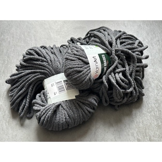 MACRAME BRAIDED YarnArt- 55% Cotton, 45% Polyester, 250 gr/ 67m, Nr 758