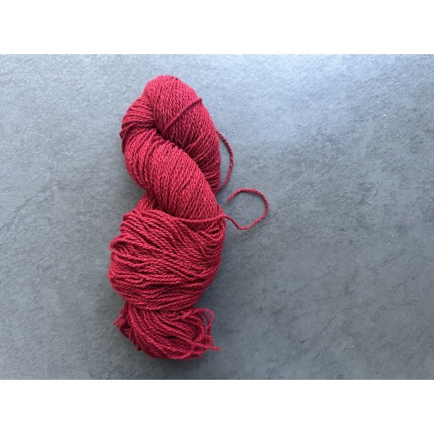 Natūrali 100% avies vilna, 100gr/ 210m, raudona 1