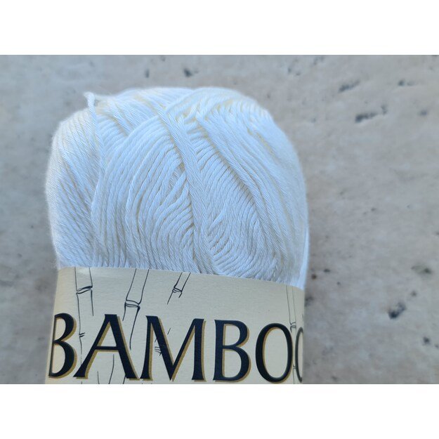 BAMBOO- 100% Bamboo/ Viscose, 100 gr/ 330m, Nr 025