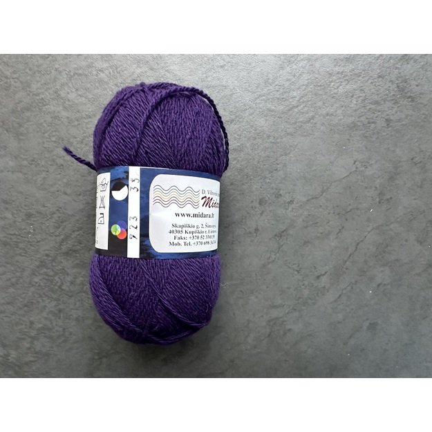 BALTICA- 100% Virgin wool, 50gr/ 250m, Nr 723