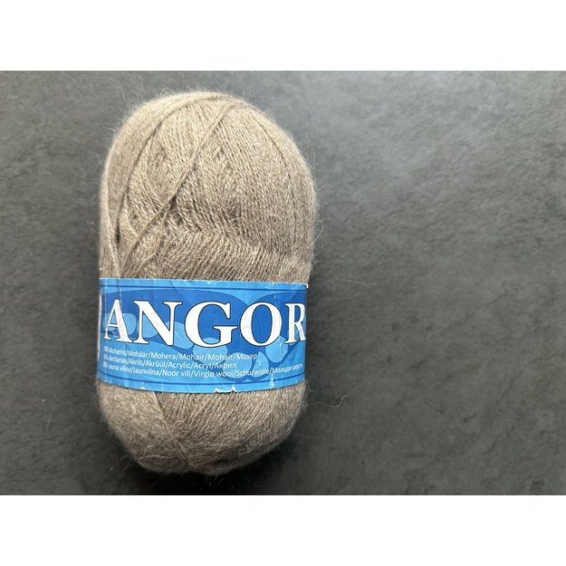 Angora2- 50% Mohair (moheris), 30% Acrylic ( akrilanas), 20% Virgin wool (jauna vilna), 100gr/ 750m, Nr 882