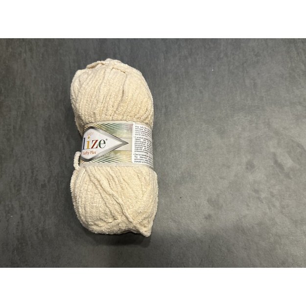 SOFTY PLUS Alize- 100% Mikropoliester, 100 gr/ 120m, Nr 310