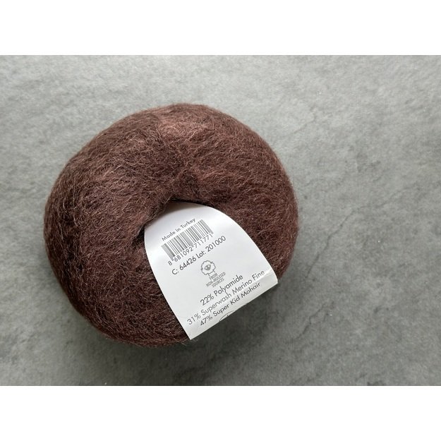 SUPER KID MOHAIR Gazzal- 22% polyamide, 31% superwash Merino fine, 47% super kid mohair, 25gr/ 237m, Nr 64426