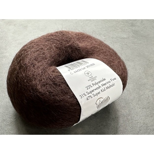 SUPER KID MOHAIR Gazzal- 22% polyamide, 31% superwash Merino fine, 47% super kid mohair, 25gr/ 237m, Nr 64426