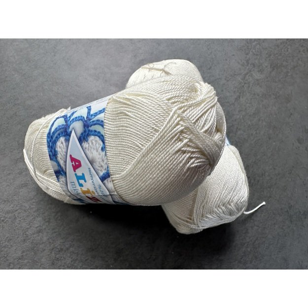 MISS Alize- 100%- Mercerized Cotton, 50 gr/ 280m, Nr 62 2