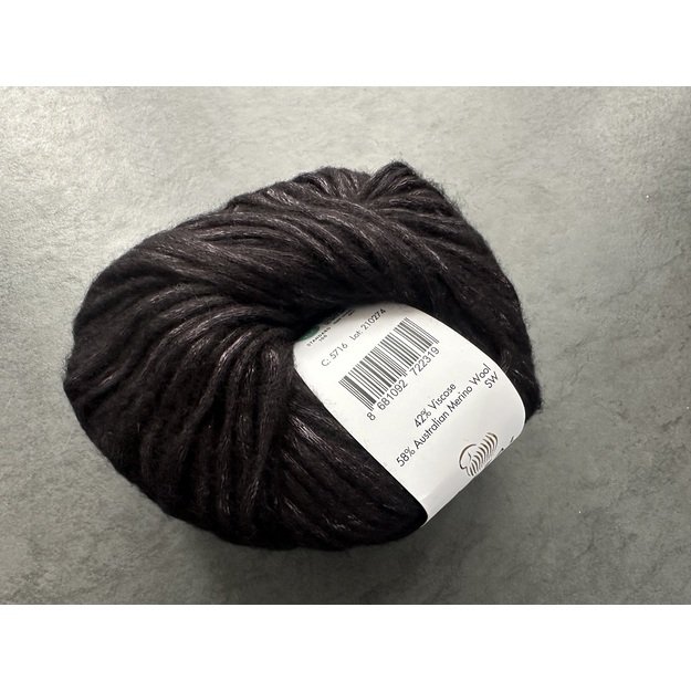 SISLEY - 58% Australian merino wool, 42% viscose, 50 g / 105 m, No. 5716 2