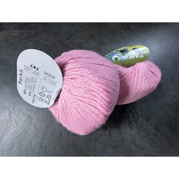 PARKA- 60% Wool, 40% Acrilic, 50 gr/ 140m, Nr 747
