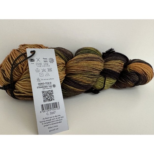 HAPPY FEET Gazzal- 75% Superwash Merino Wool, 25% Polyamide, 100gr/ 330m, Nr 3257