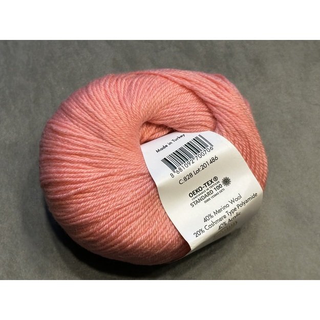 BABY WOOL Gazzal- 40% acrylic, 20% cashmere PA, 40% lana merino, 50gr/ 175m, Nr 828