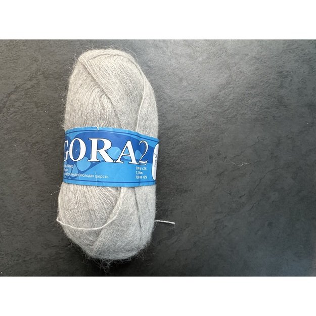 Angora2- 50% Mohair (moheris), 30% Acrylic ( akrilanas), 20% Virgin wool (jauna vilna), 100gr/ 750m, Nr 923