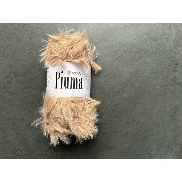 PIUMA- 100% polyester, 50 gr/ 100m, Nr 4405