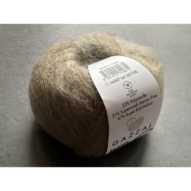 SUPER KID MOHAIR Gazzal- 22% polyamide, 31% superwash Merino fine, 47% super kid mohair, 25gr/ 237m, Nr 64407