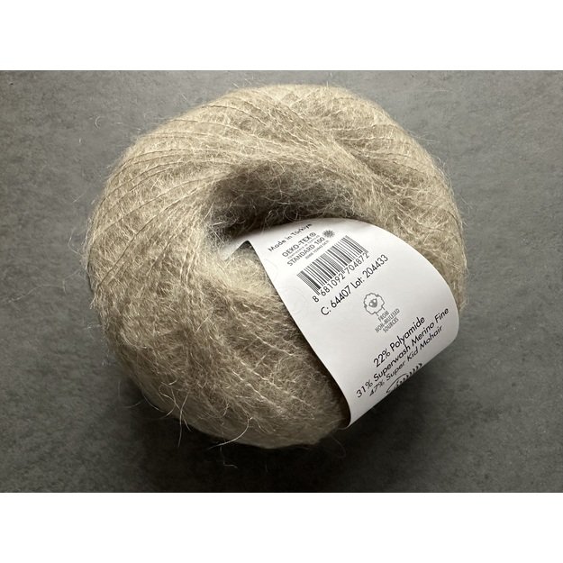 SUPER KID MOHAIR Gazzal- 22% polyamide, 31% superwash Merino fine, 47% super kid mohair, 25gr/ 237m, Nr 64407