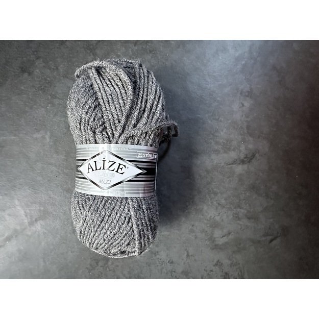 SUPERLANA MAXI Alize- 25% Wool , 75% Acrylic- 100 gr / 100 m, Nr 182