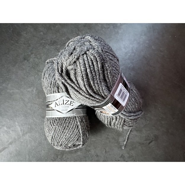 SUPERLANA MAXI Alize- 25% Wool , 75% Acrylic- 100 gr / 100 m, Nr 182