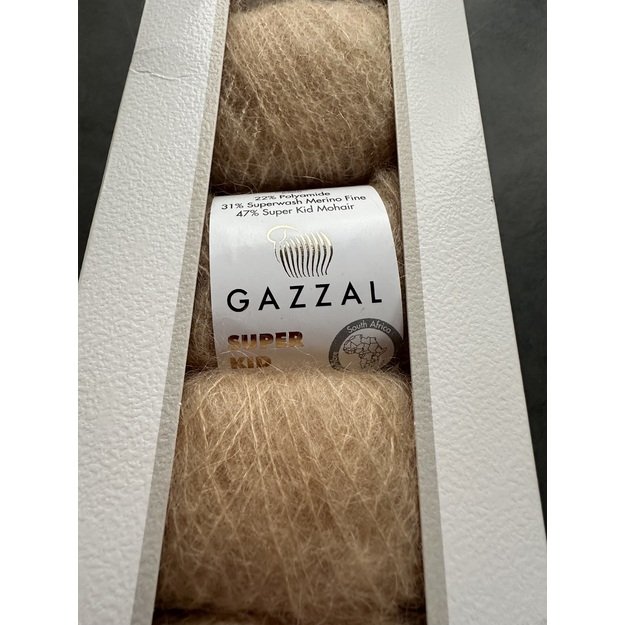 SUPER KID MOHAIR Gazzal- 22% polyamide, 31% superwash Merino fine, 47% super kid mohair, 25gr/ 237m, Nr 64404