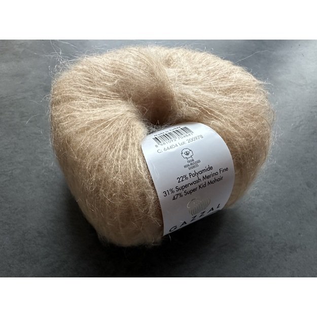 SUPER KID MOHAIR Gazzal- 22% polyamide, 31% superwash Merino fine, 47% super kid mohair, 25gr/ 237m, Nr 64404