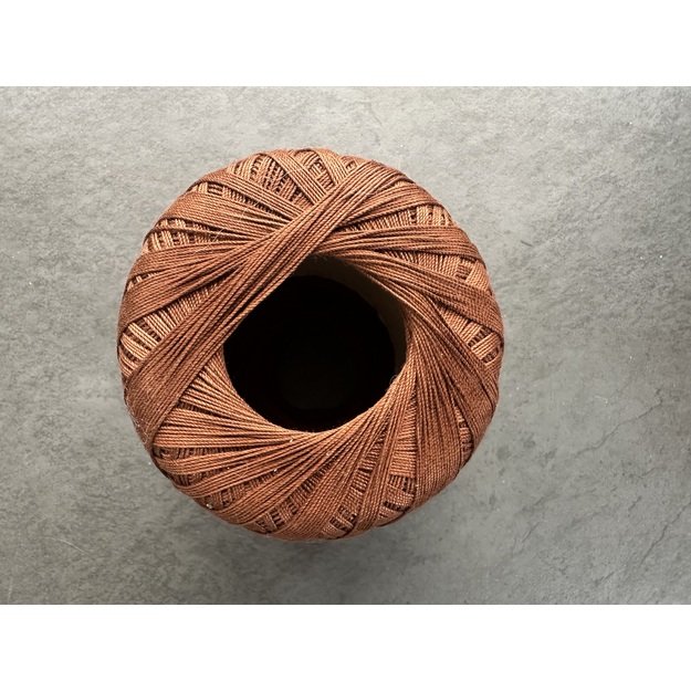 MAXI Madame Tricote- 100% Cotton, 100gr / 565m, Nr 5541 1