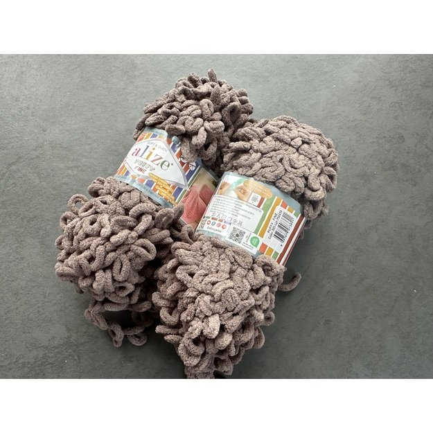PUFFY FINE Alize 100% Micropolyester, 100 gr / 14,5 m, Nr 305
