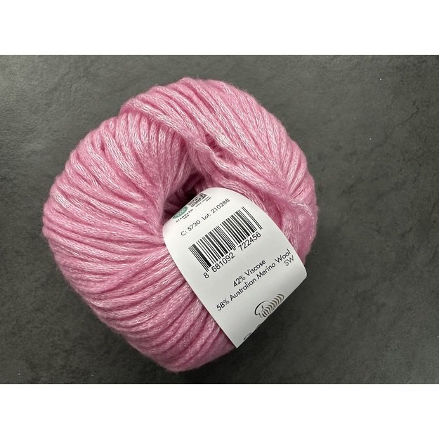SISLEY - 58% Australian merino wool, 42% viscose, 50 g / 105 m, No. 5730 2