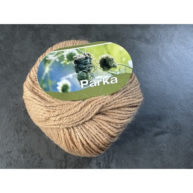 PARKA- 60% Wool, 40% Acrilic, 50 gr/ 140m, Nr 628