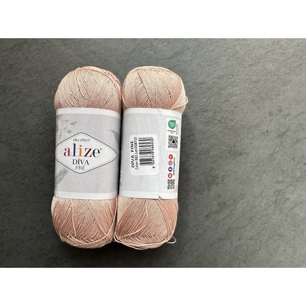 DIVA FINE- 100% Microfiber Akrilik, 100gr/ 600m, Nr 382