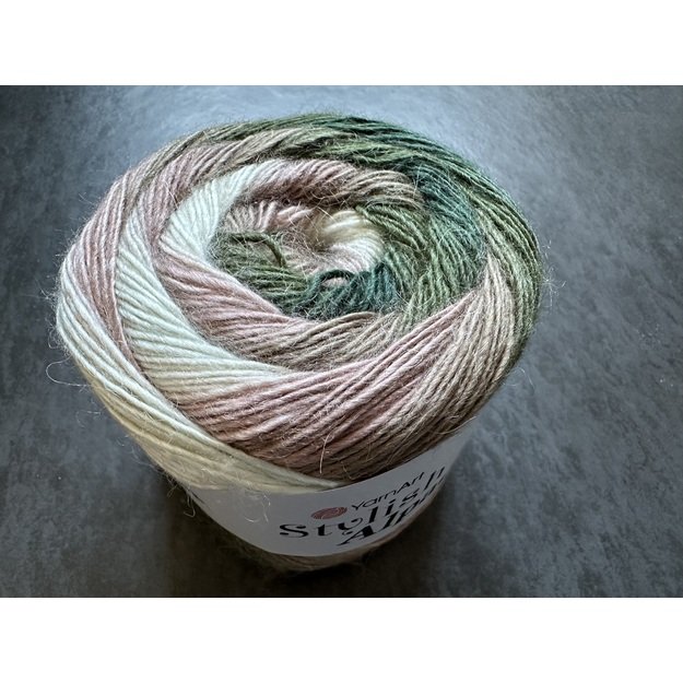 STYLISH ALPACA- 25% Alpaca, 75% Acrylic, 150 gr / 525 m, Nr 7702