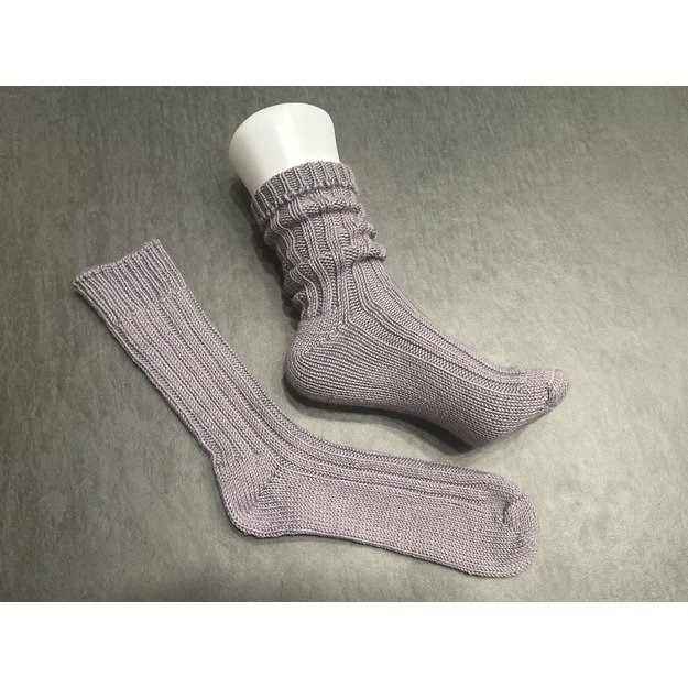 KOJINĖS- 75% superwash merino vilna, 25% poliamidas, S-829W, dydis- 40/45 2