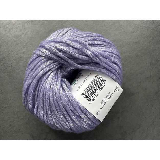 SISLEY - 58% Australian merino wool, 42% viscose, 50 g / 105 m, No. 5732 2