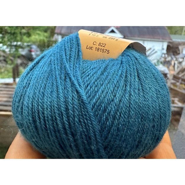 BABY WOOL Gazzal- 40% acrylic, 20% cashmere PA, 40% lana merino, 50gr/ 175m, Nr 822