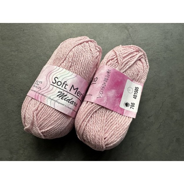 SOFT MERINO- 100% merino wool, 50gr/ 115m, Nr 766