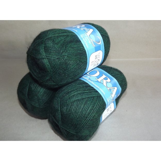 Angora2- 50% Mohair (moheris), 30% Acrylic ( akrilanas), 20% Virgin wool (jauna vilna), 100gr/ 750m, Nr 470