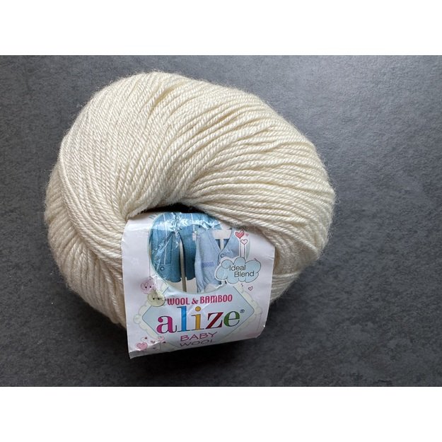 BABY WOOL Alize- 40% Wool, 40% Acrylic, 20% Bamboo, 50gr/ 175m, Nr 01