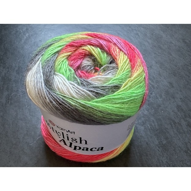 STYLISH ALPACA- 25% Alpaca, 75% Acrylic, 150 gr / 525 m, Nr 7704