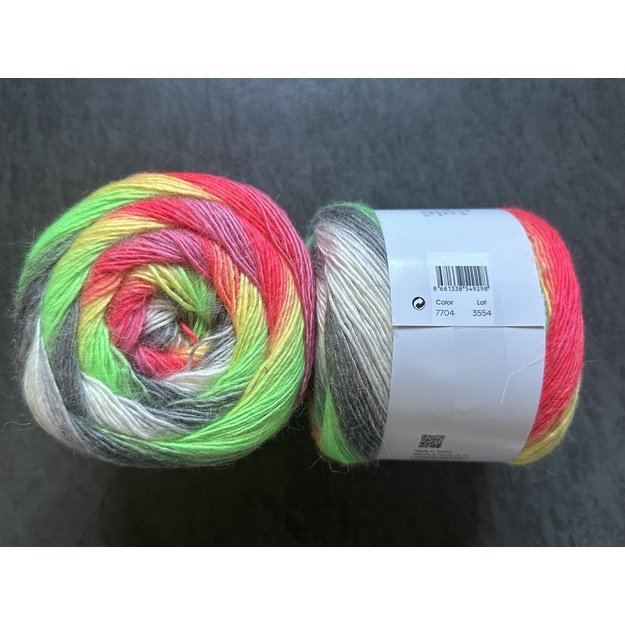 STYLISH ALPACA- 25% Alpaca, 75% Acrylic, 150 gr / 525 m, Nr 7704