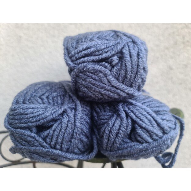 SUPERLANA MAXI Alize- 25% Wool , 75% Acrylic- 100 gr / 100 m, Nr 203