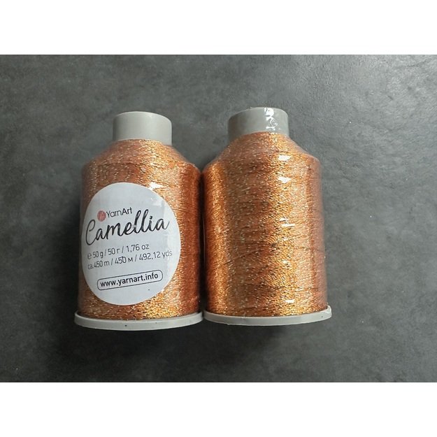 CAMELLIA - 91% polyester, 9%  metallic polyester, 50gr/450 m, Nr 421 3