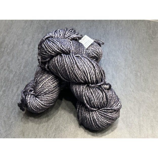 WORM Gazzal- 100% Superwash Merino Fine Wool, 150gr/ 120m, Nr 3847