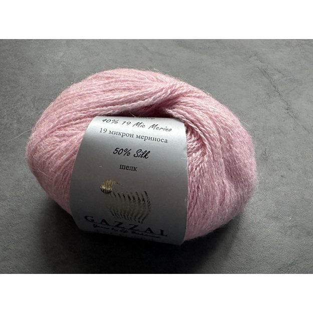 EXCLUSIVE Gazzal- 40% 19Mic merino, 10% kid mohair, 50% mulberry silk, 25gr/ 190m, Nr 9903