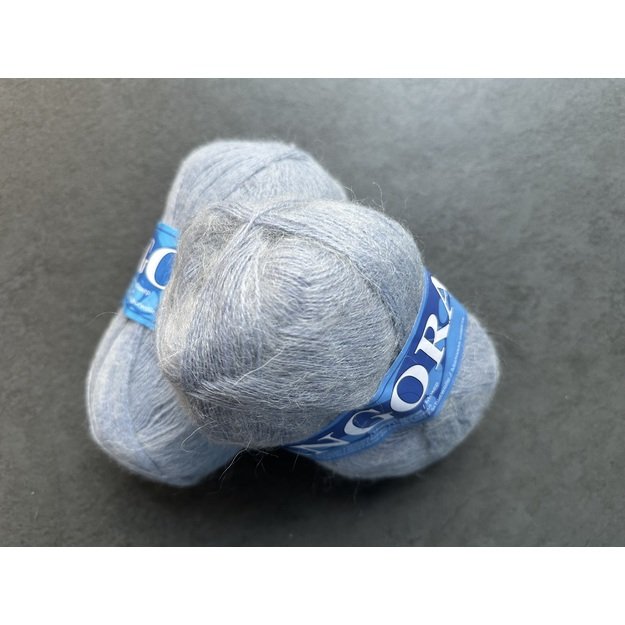 Angora2- 50% Mohair (moheris), 30% Acrylic ( akrilanas), 20% Virgin wool (jauna vilna), 100gr/ 750m, Nr 545