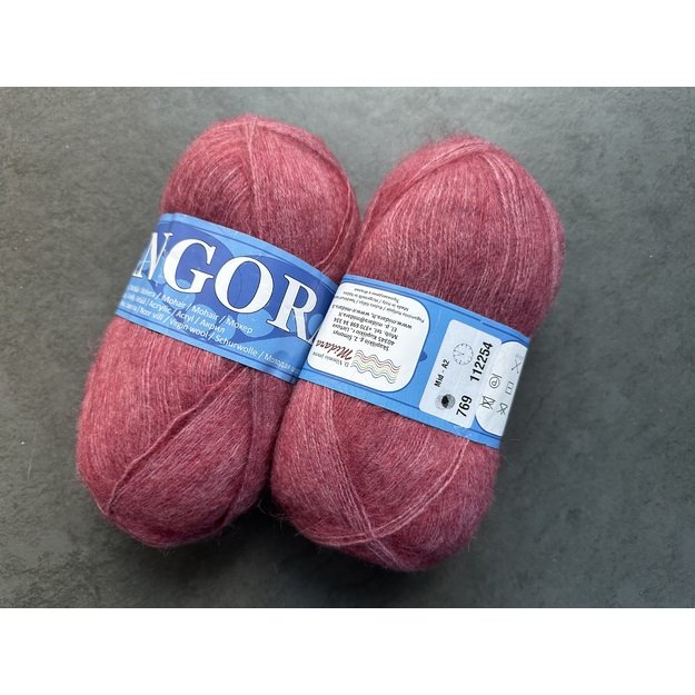 Angora2- 50% Mohair (moheris), 30% Acrylic ( akrilanas), 20% Virgin wool (jauna vilna), 100gr/ 750m, Nr 769