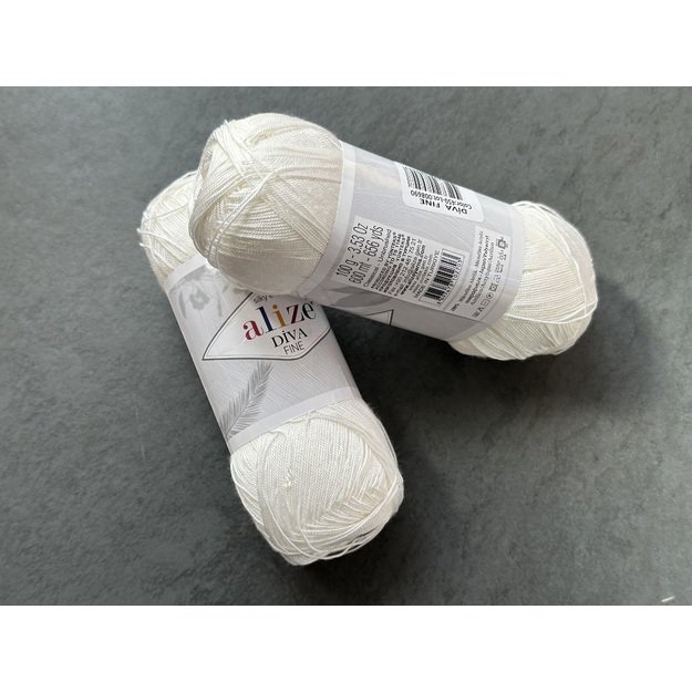 DIVA FINE- 100% Microfiber Akrilik, 100gr/ 600m, Nr 450