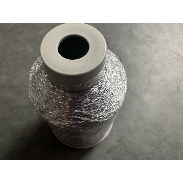 CAMELLIA - 91% polyester, 9%  metallic polyester, 50gr/450 m, Nr 424 1
