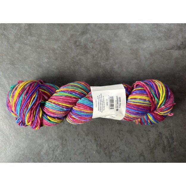 HAPPY FEET Gazzal- 75% Superwash Merino Wool, 25% Polyamide, 100gr/ 330m, Nr 3241