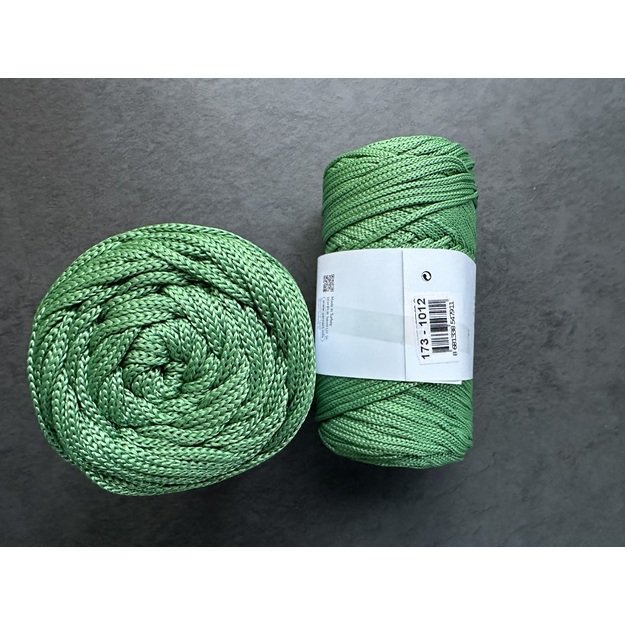 MACRAME XL- 100% poliesteris, 250 gr/ 130m. Nr 173